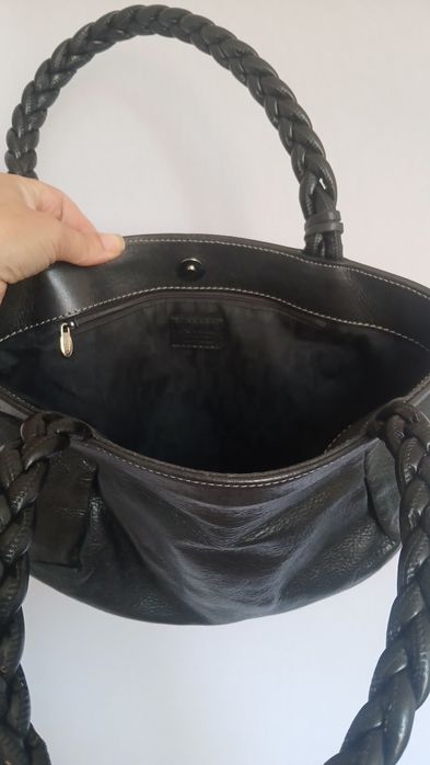Max Mara, Tory Burch, Furla- €40