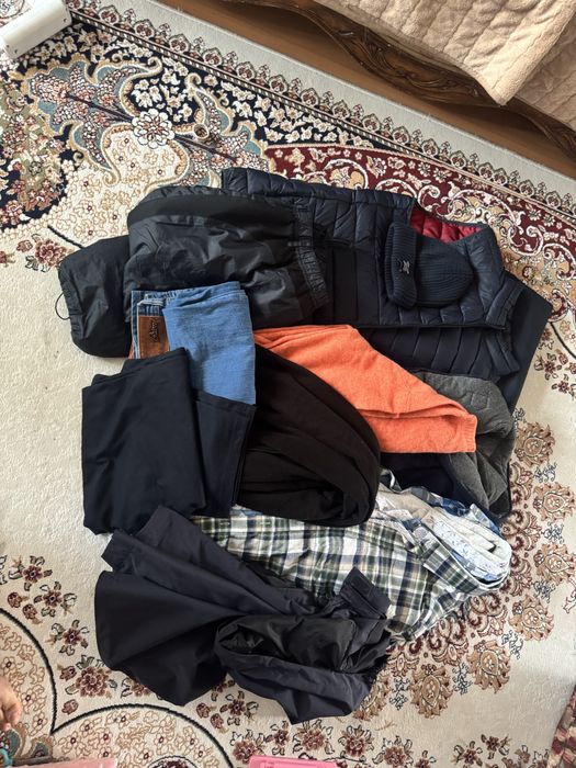 Отдам даром мужские вещи