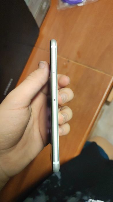 Обмен iPhone se 2