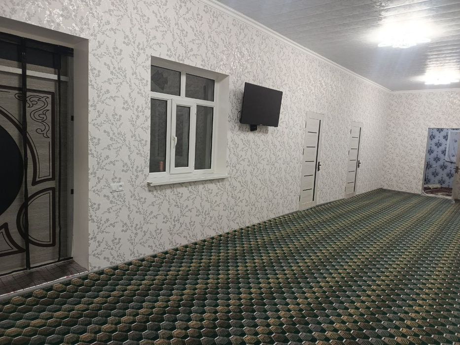 Срочно продается жилой дом с уютным двориком