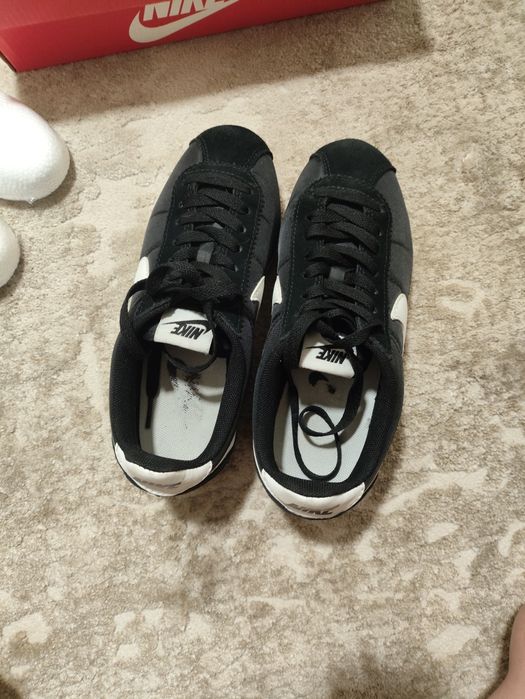 Nike женские кроссовки
