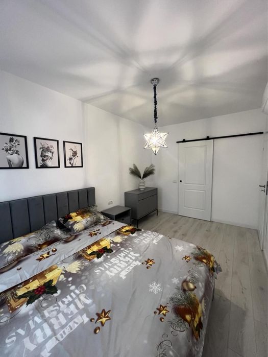 Inchiriez apartament in West Residence
