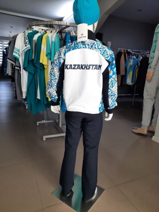 Детские спортивные костюмы