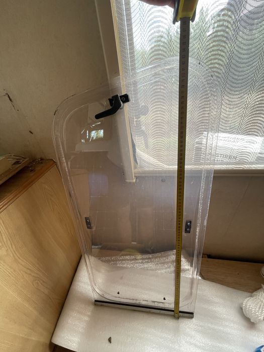 Vand geamuri frontale rulota