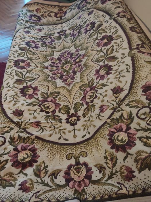 Жакардови покривки за легла или диван