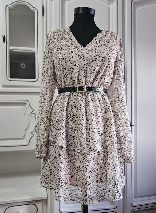 Rochie Reserved roz pudra deschis, cu imprimeu fin, primavara