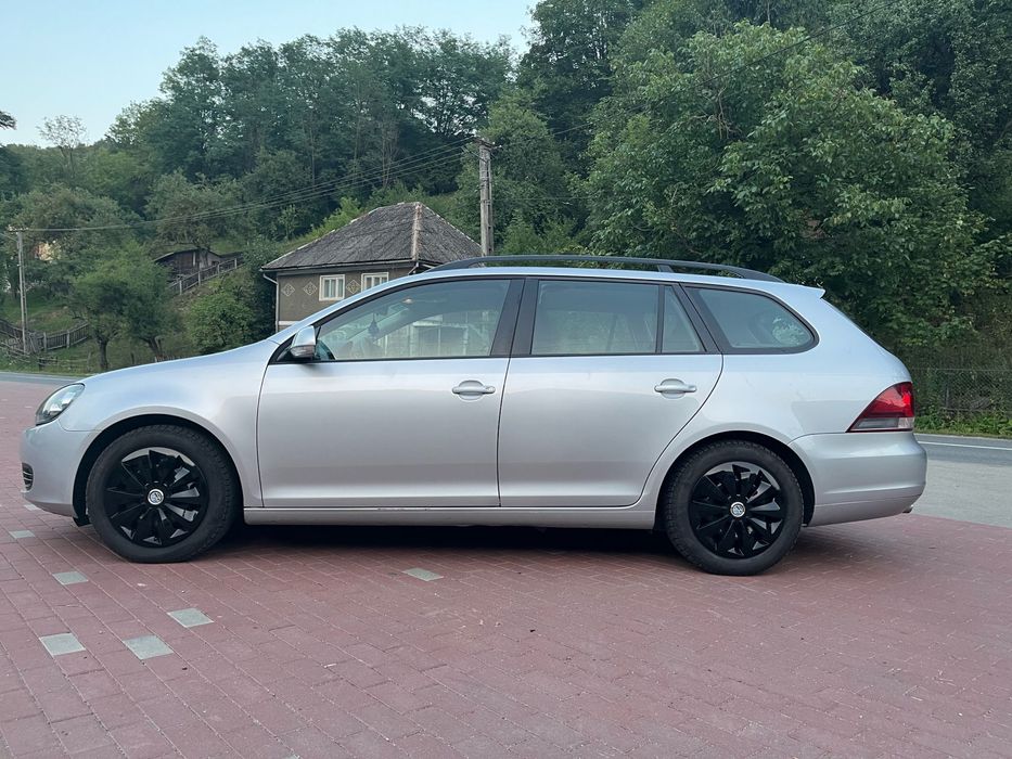 Vand-Vw Golf 1.6 TDI 2010-economic-pret negociabil