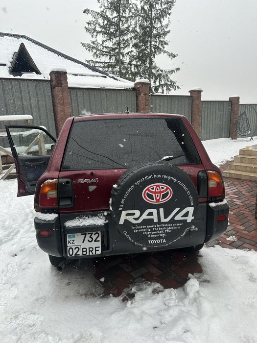 Toyota rav4 4 двери