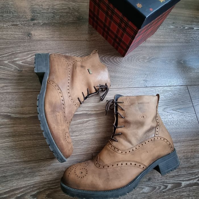 Ghete piele Roberto Santi