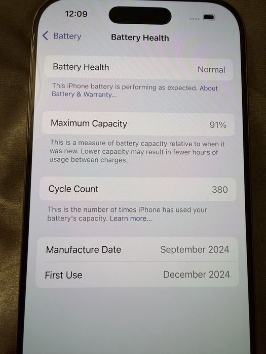 Продавам  iphone 16 pro/128 GB в перфектно състояние