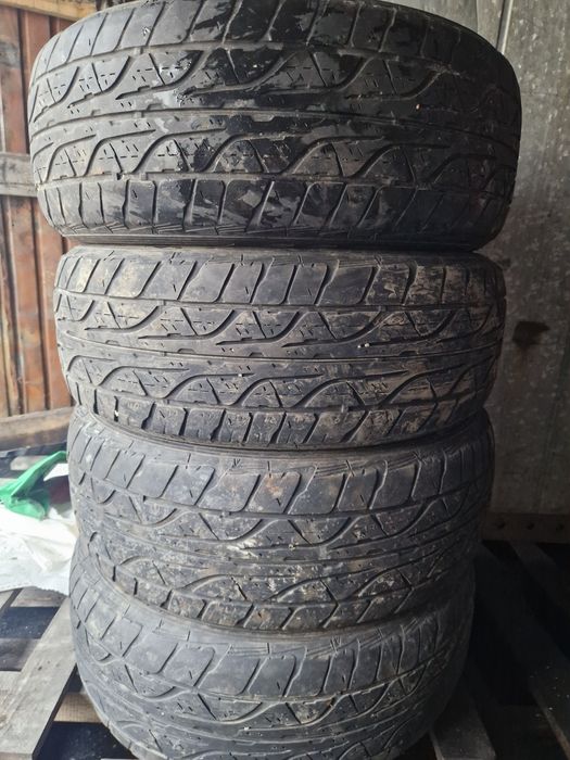 Продам шины б/у.