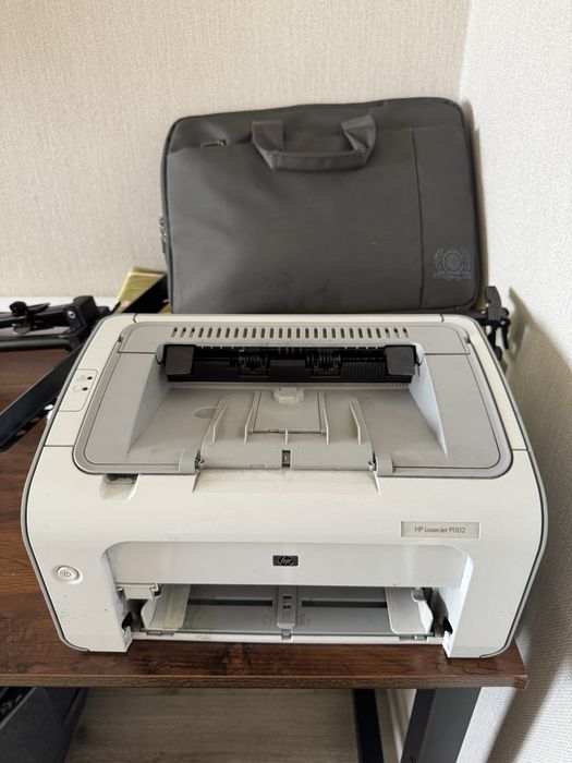 Принтер HP Laser Jet P1102
