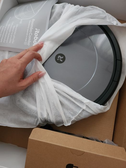 Прахосмукачка робот-сухо и мокро почистване  Irobot Romba combo R1138