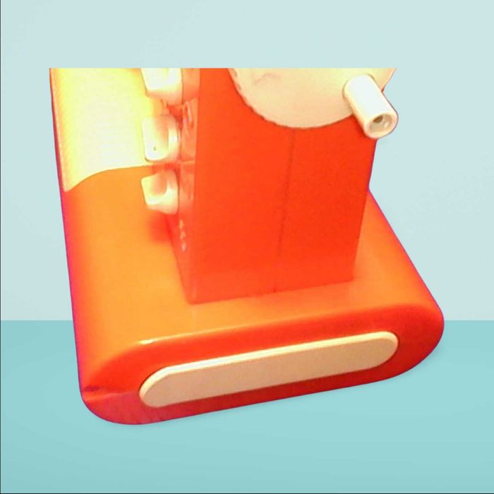 Детская швейная машинка, Германия