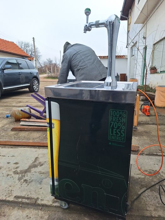 Автомат за бира Heineken