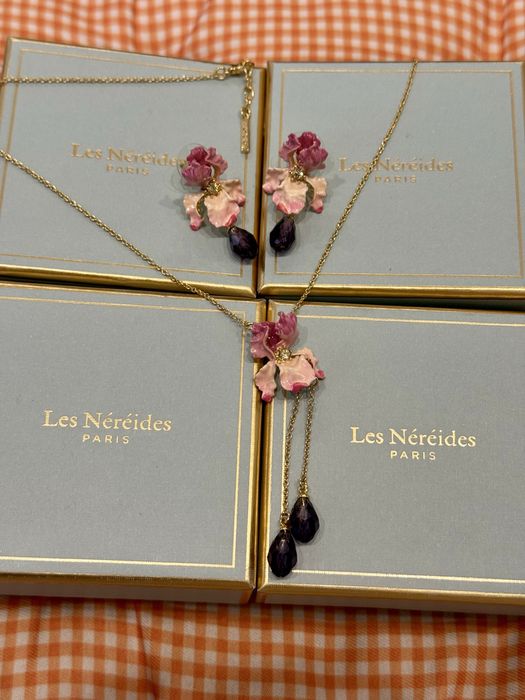 Клипсы и колье Les Nereides