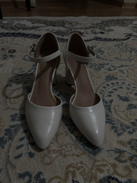 туфли белые женские
