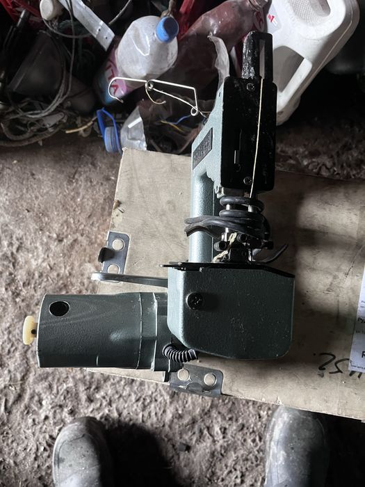 Мешкозашивочная машинка.