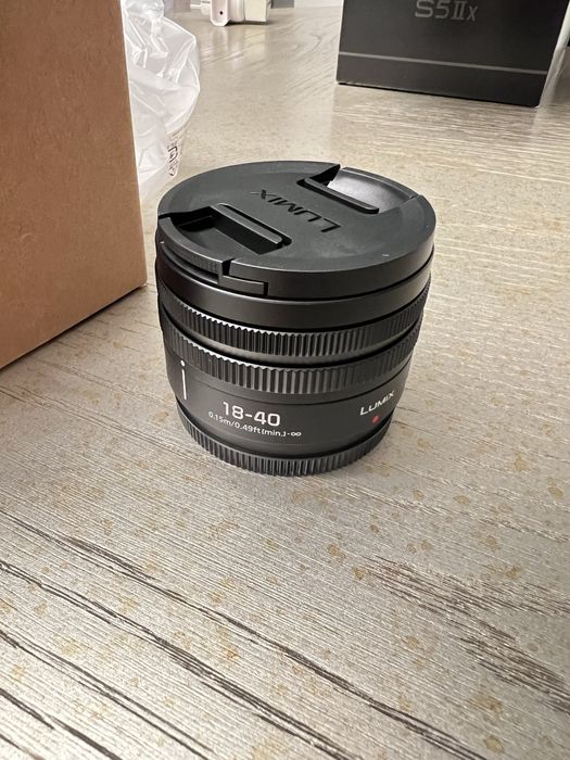 Obiectiv Panasonic Lumix S 18-40mm f/4.5-6.3