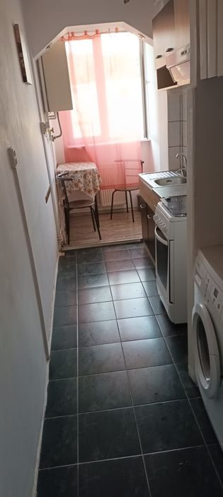 Garsonieră de închiriat