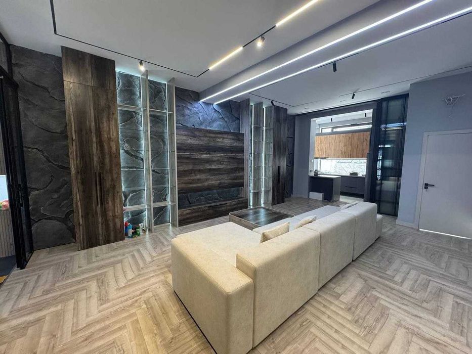 Продаётся Евро дом Участок 2 сотки 3 уровня 6 комнат 340м2 есть Лифт