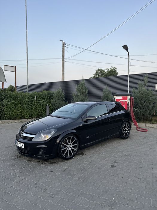 Opel astra h gtc 1.9 150