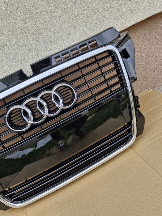 Grila Centrala Audi A3 8P facelift 2008-2012