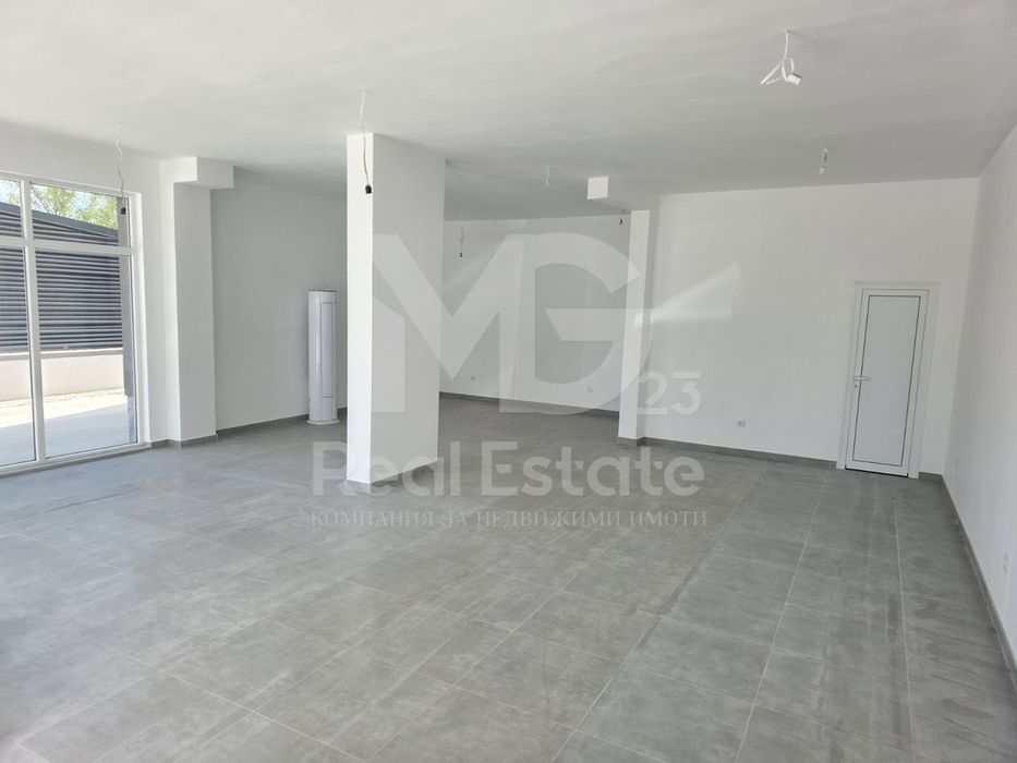 Дава се под наем Магазин в Пловдив, Гагарин - 100 кв.м за 1136.79 € - Снимка #2