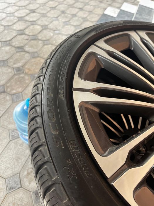 Диски с резиной Range Rover