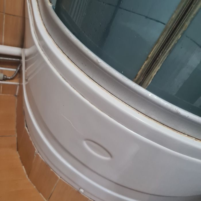 Продам душевую б/у