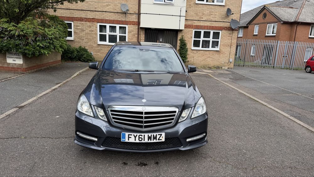 MERCEDES-BENZ E-Class 0 — imagine 5
