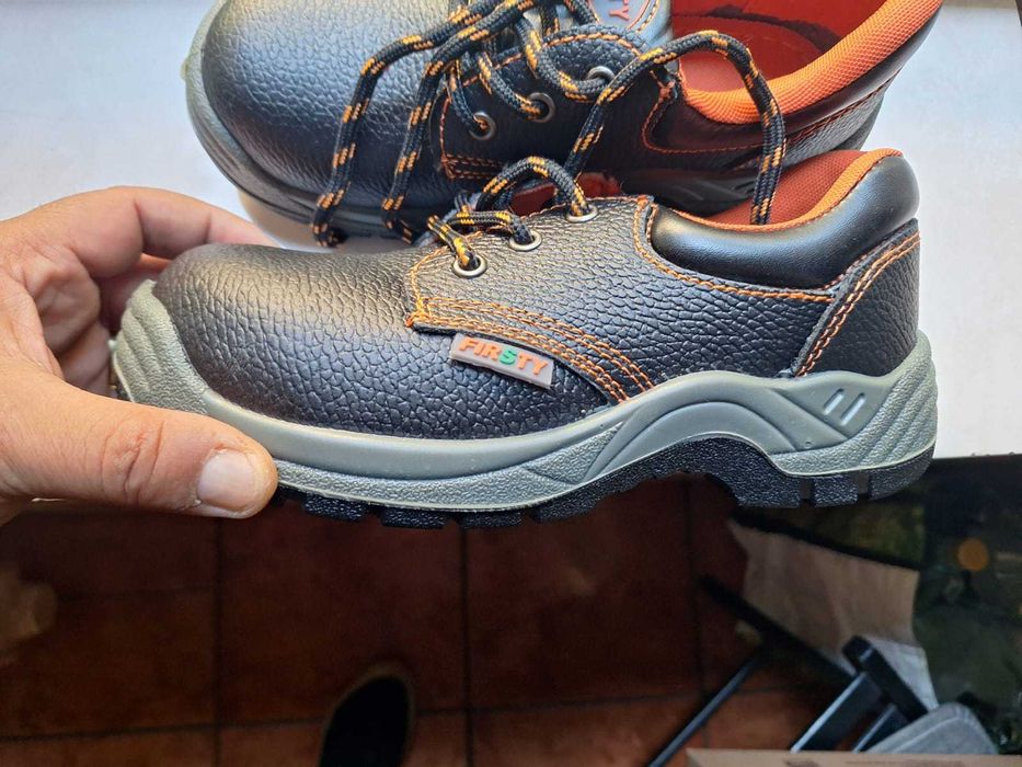 Pantofi de lucru Ardon Firlow cu bombeu metalic, mărimea 36