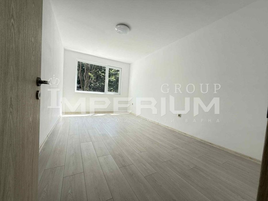 Продава се Тристаен апартамент в Варна, Трошево - 56 кв.м за 2606 €/кв.м - Снимка #2