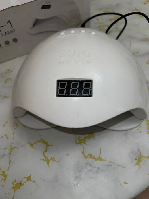 Лампа для маникюра