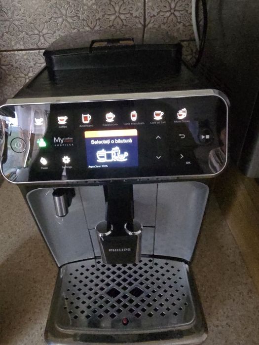 Espressor Philips Seria 4300.