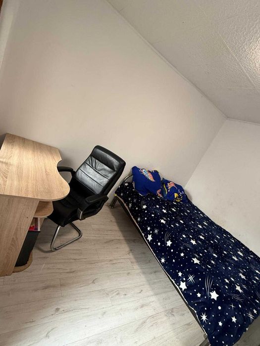 Vand casa P+E, teren 220 m2, zona centrala, pe langa campia Islaz