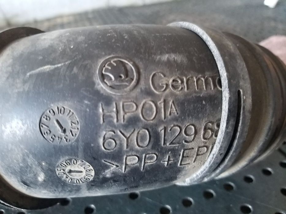 Tubulatura admisie aer 1.2 b skoda fabia 1 6y 6y0129684b