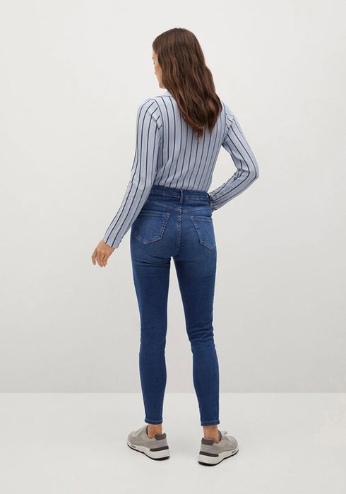 Джинсы женские Mango