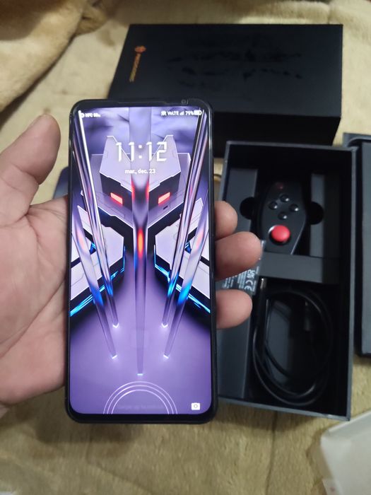 Redmagic 6s pro  16/256