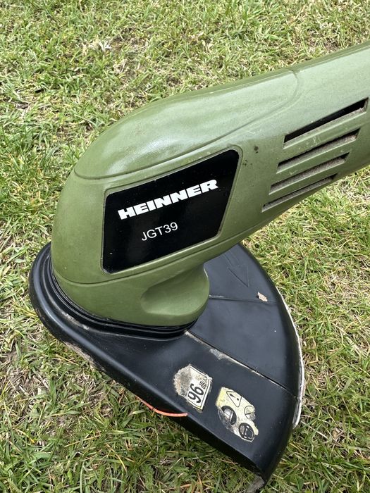 Masina de tuns iarba, trimmer