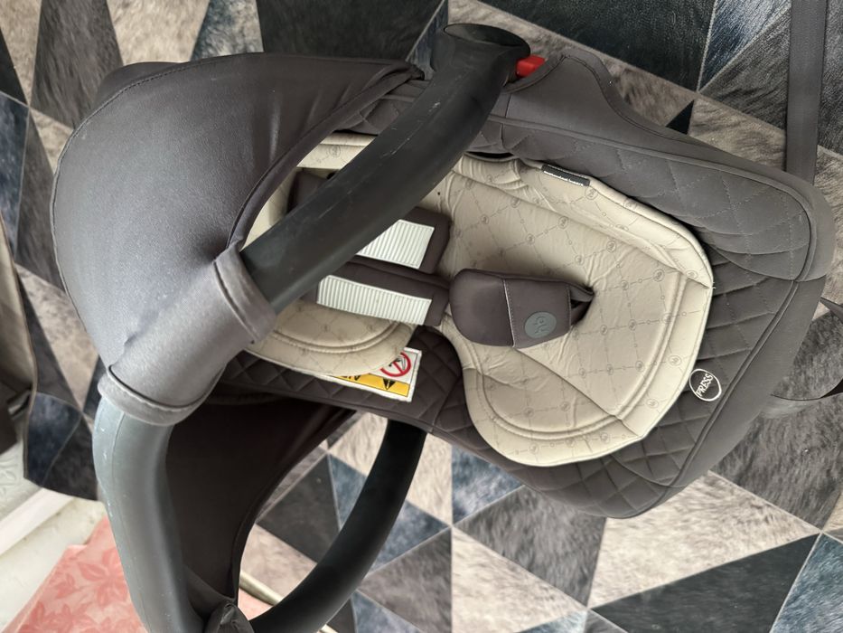 Продам пвтокресло