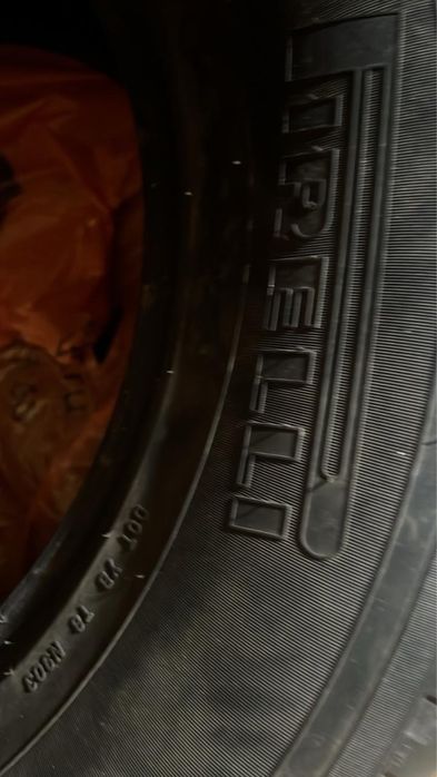 Продам автошины 100000 тг.
