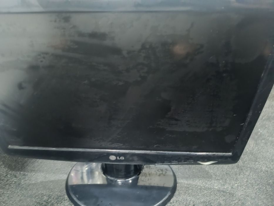 Продается монитор