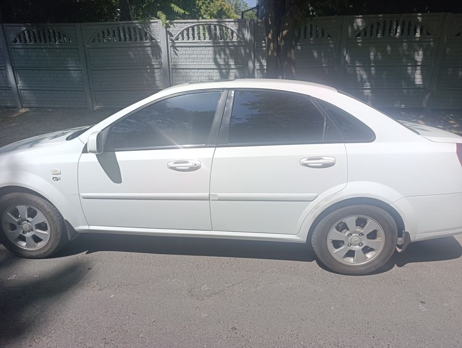 Автомобиль Джентра
