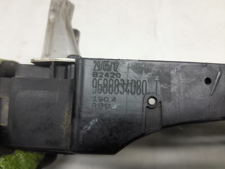 Suport maner exterior dreapta fata 9688834080t Citroen C4 1 (facelift