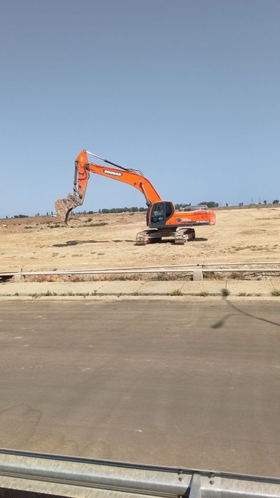 Аренда спецтехники. Экскаваторы, грейдеры, бульдозеры, погрузчики