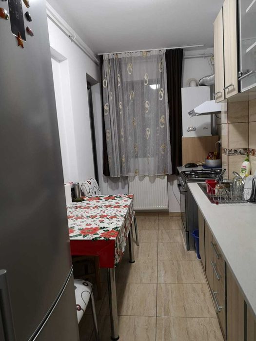 Garsonieră de închiriat și loc parcare