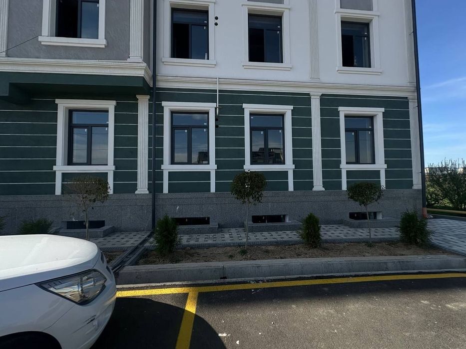 Срочно!  1 этаж 160кв м Дуплекс
