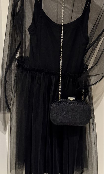 Черна свободна рокля с тюл-S размер