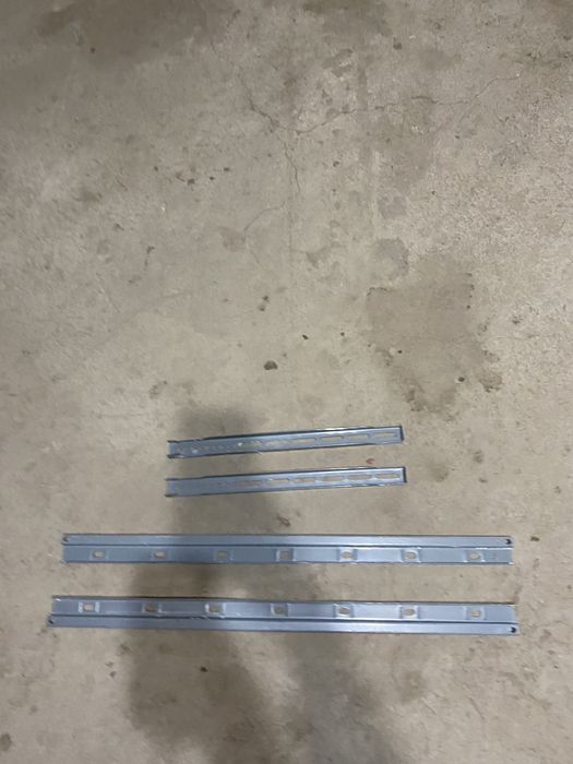 Продам кронштейн